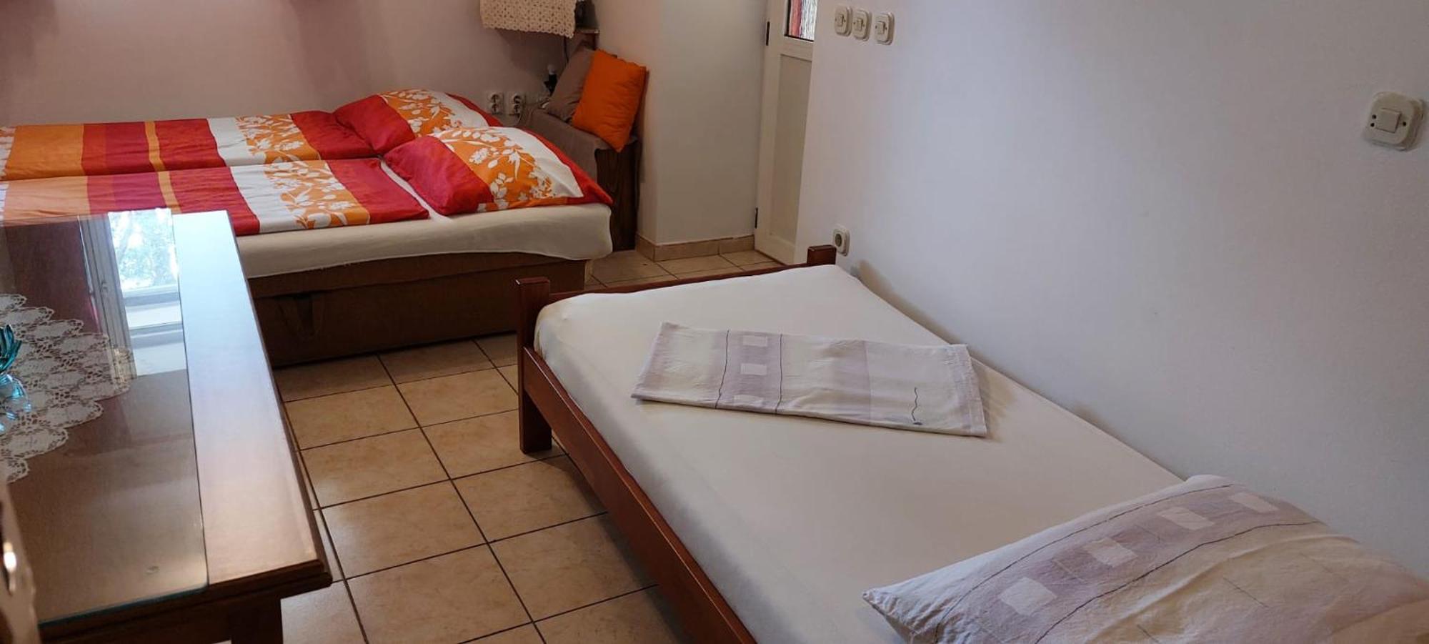 Apartments Cvitini Dvori Garjak Vrlika Ngoại thất bức ảnh